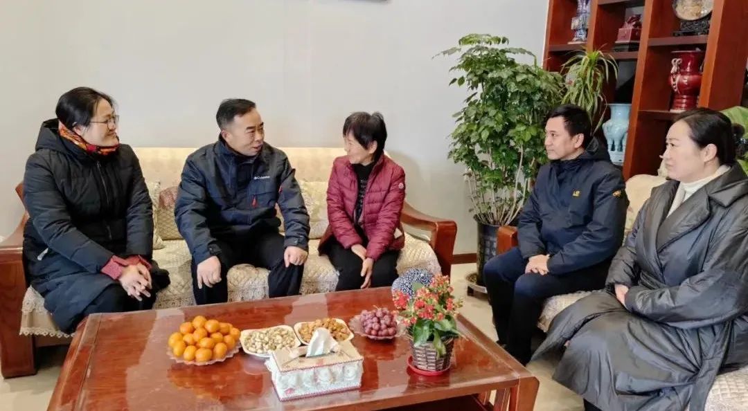 歲末天寒，情暖人心，我院開展新春慰問活動！
